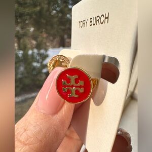 Tory Burch earrings. NIB🚨 classic red enamel and crystal earrings